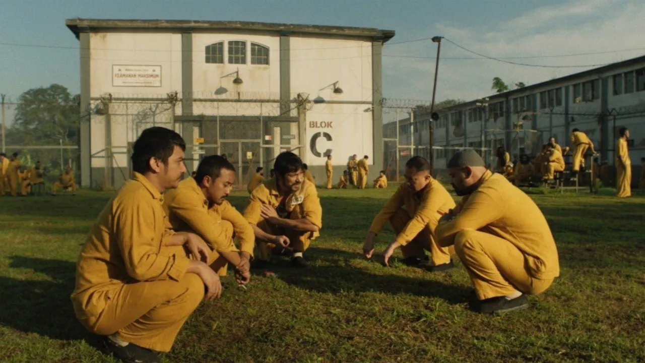 فيلم Ghost in the Cell 2026 مترجم